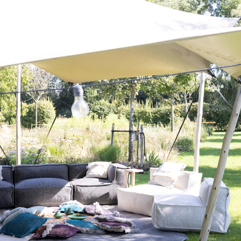 Roolf Outdoor Living Silky Collection